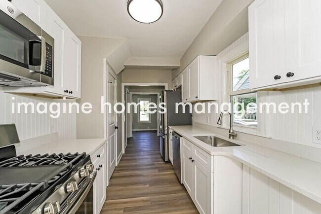 Building Photo - 1171 Lander Rd