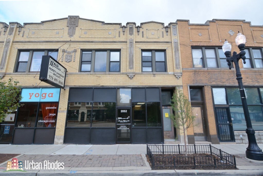 Primary Photo - 2052 W Irving Park Rd
