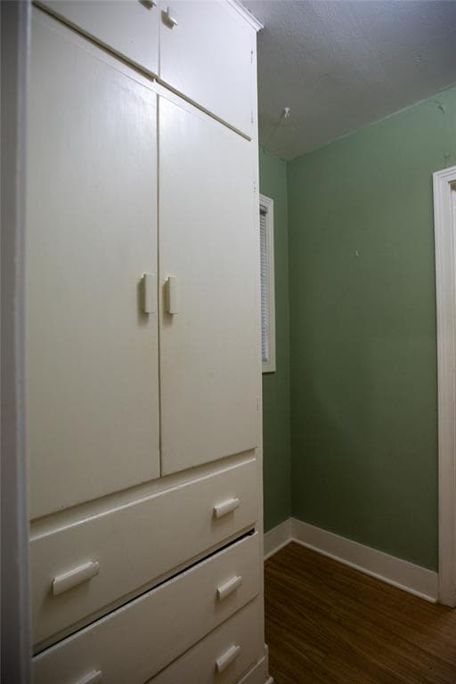 Foto del edificio - 1009 W 25th St