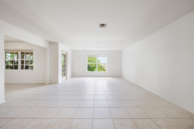 Building Photo - 371 Bobby Jones Rd