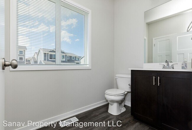 Foto del edificio - 3 br, 2.5 bath House - 15145 Foxglove ln