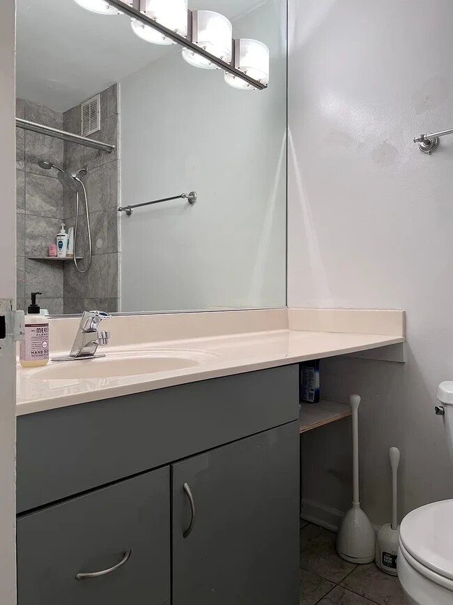 Foto del edificio - 2600 N Hampden Ct