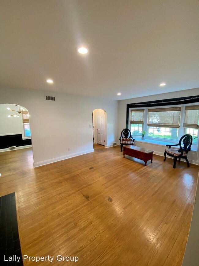 Foto del edificio - 2 br, 1 bath House - 1919 Winston Ave