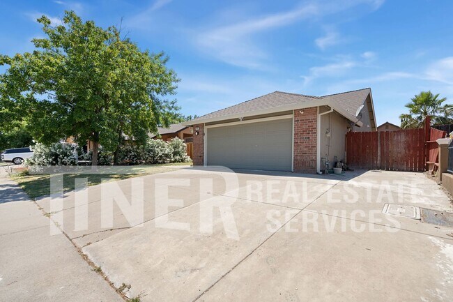 Foto del edificio - 7661 Copper Cove Pl