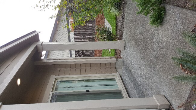 Foto del edificio - 3800 NE 3rd Pl