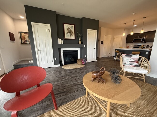 Building Photo - 5509 Prairie Pl Dr