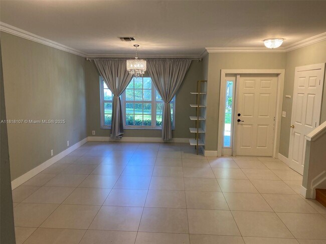 Foto del edificio - 10931 Jewel Box Ln
