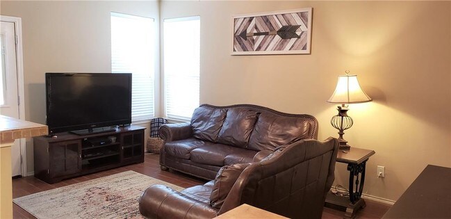 Building Photo - 1524 Muirfield Bend Dr