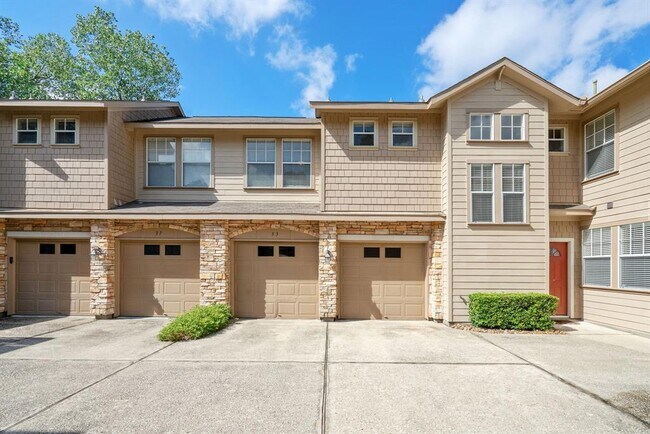Building Photo - 33 Scarlet Woods Ct
