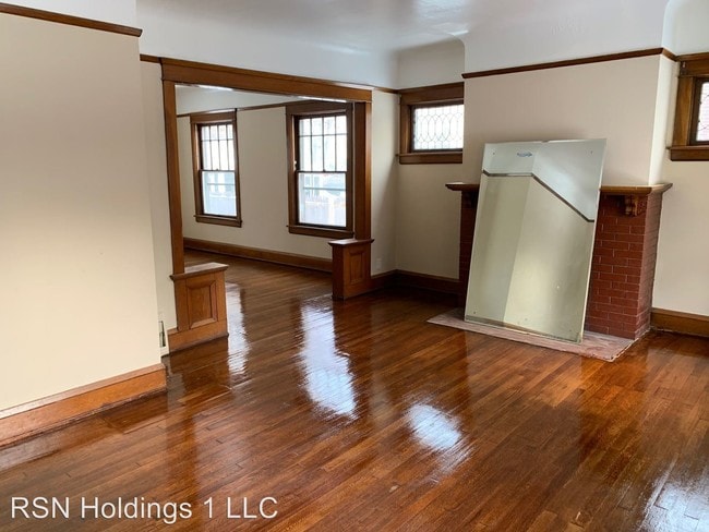 Building Photo - 3 br, 1 bath House - 3885 Glenwood Rd