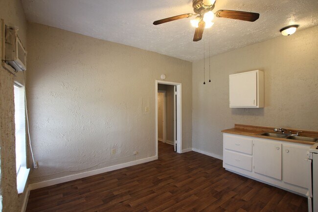 Foto del edificio - Coming Soon! Cozy 1 Bedroom, 1 Bath in Tyler!