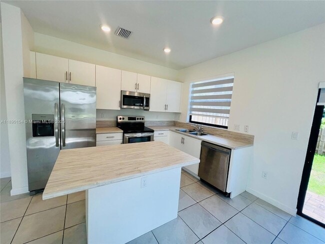 Foto del edificio - 11805 SW 246 Terrace