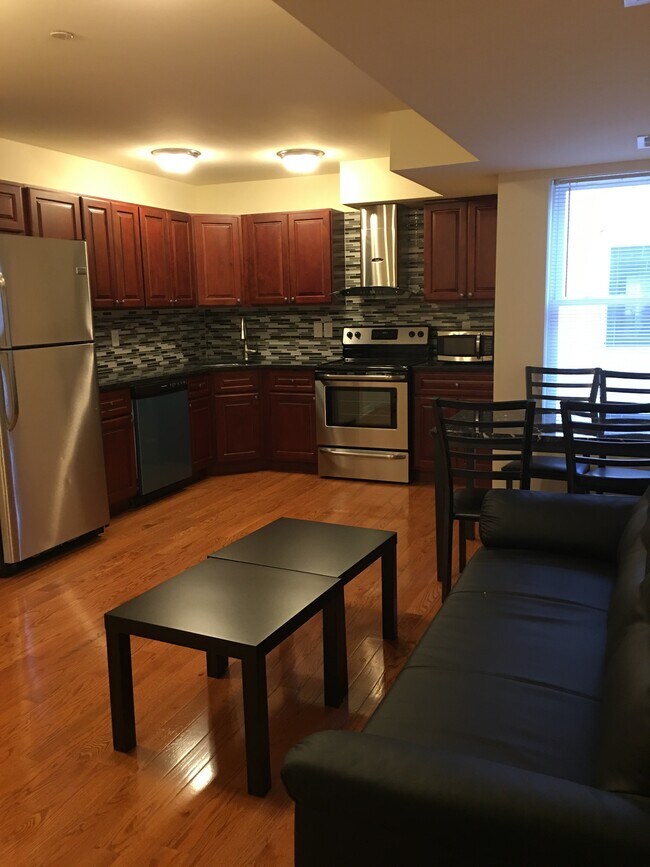 Foto del edificio - 243 S 45th St