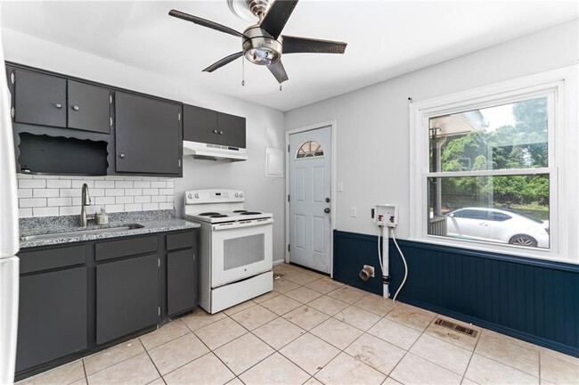 Building Photo - 2536 McAfee Rd