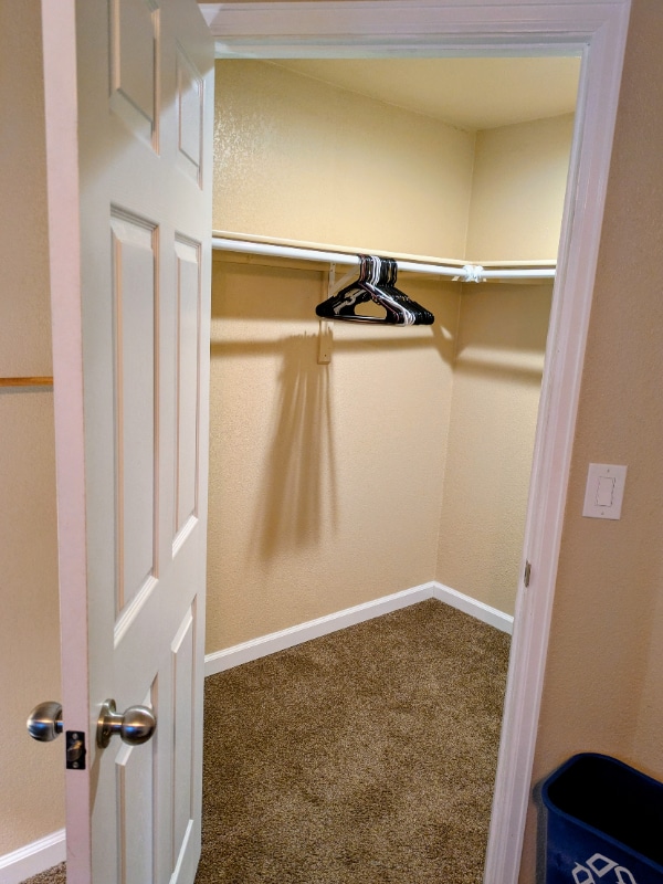 Building Photo - 323 Zuniga St