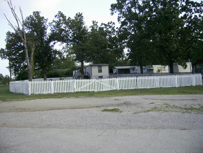 Foto del edificio - Kingwood Mobile Home Park