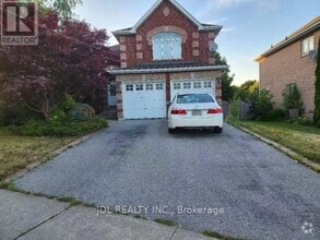Building Photo - 6 Dovedale Dr