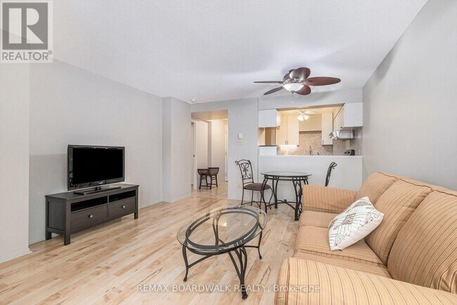 Building Photo - 1025 Grenon Ave