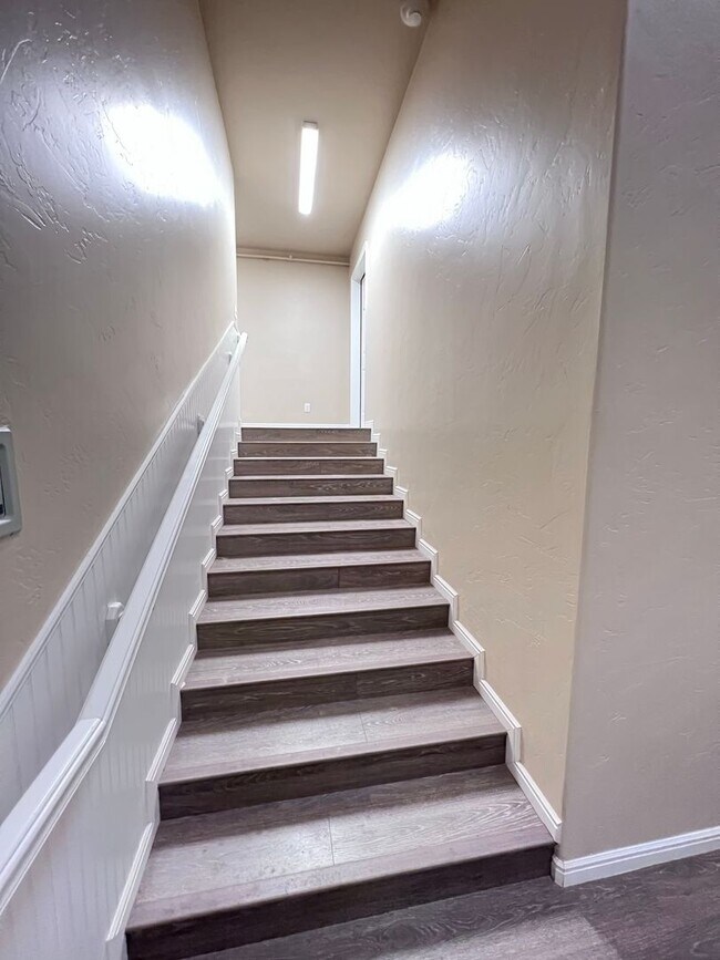 Foto del edificio - N201 One Bedroom Apartment UTILITIES INCLUDED - Gemstone Properties
