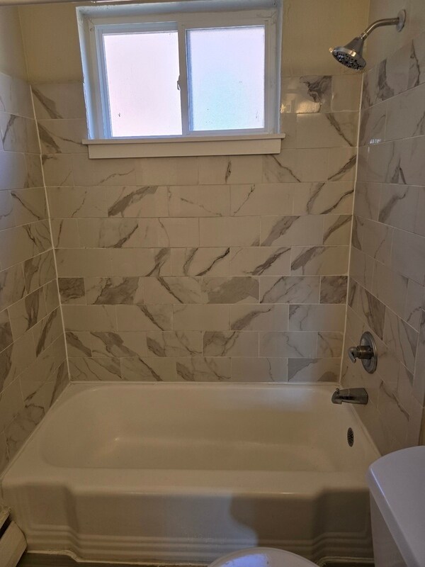 Foto principal - 3212 Ellwood Ave