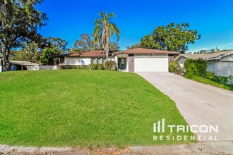 Building Photo - 1392 Fairfield Dr