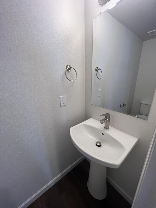 1512 Danny Pl, Cheyenne, WY 82009 Townhome Rentals in Cheyenne WY