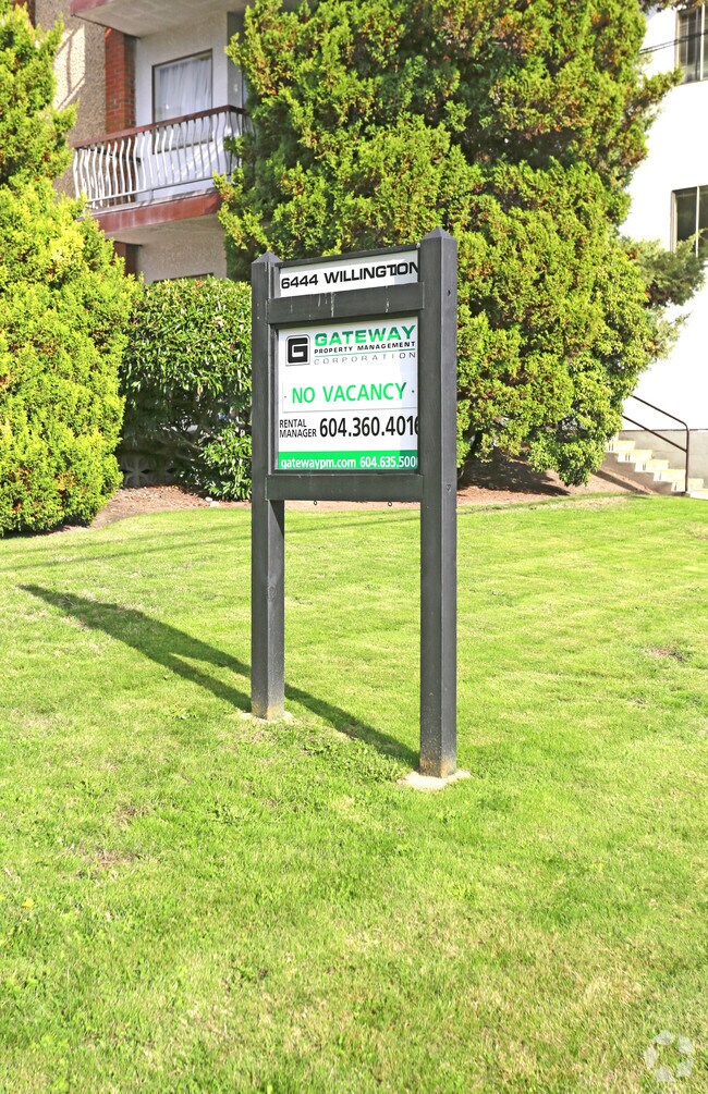 Photo du bâtiment - Parkview Manor