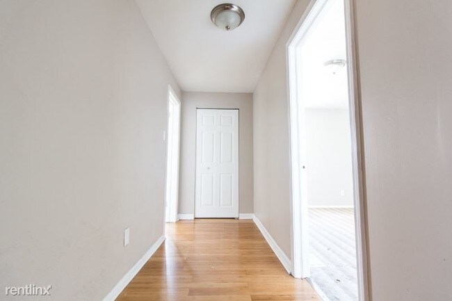 Foto del edificio - 1028 E Warrington Ave