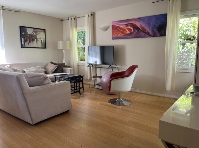 Living Room with Desk Area - 3218 Arizona Ave