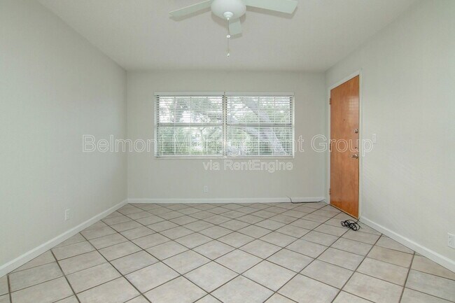 Foto del edificio - 520 Gamewell Ave