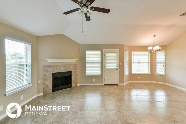 Building Photo - 9030 Trumpet Cir