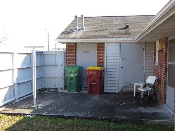 Building Photo - Carter Street-626