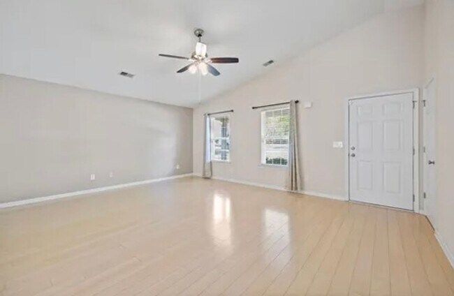 Building Photo - Lexington 3bd/2ba Ranch in Persimmon Grove