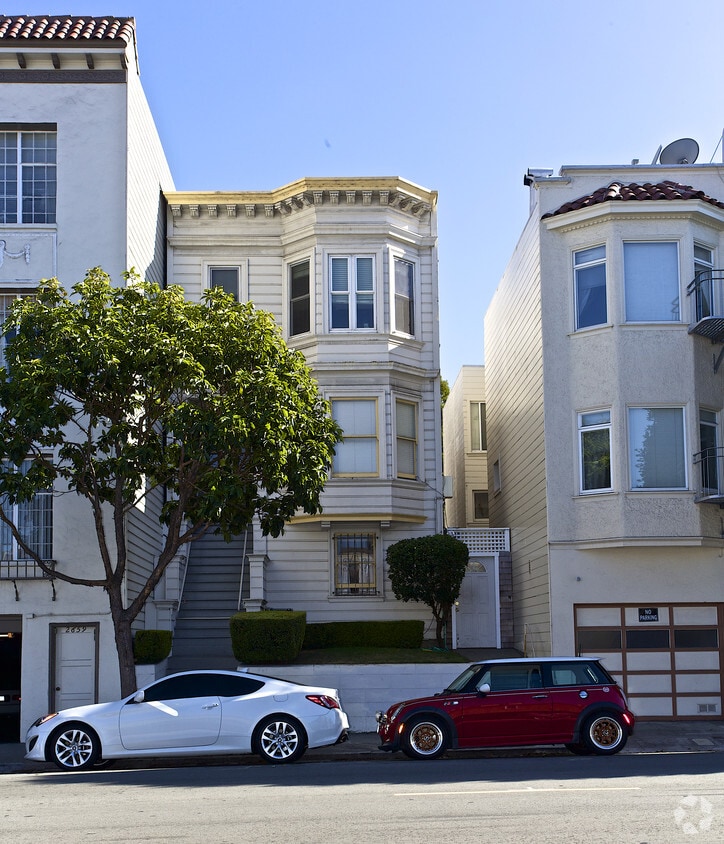 Primary Photo - 2665-2669 Lombard St
