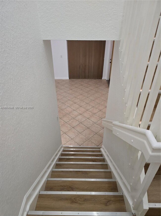 Foto del edificio - 1304 N Santa Catalina Cir