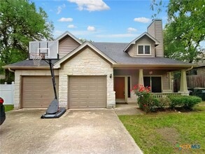 Building Photo - 2009 Ridge View Dr