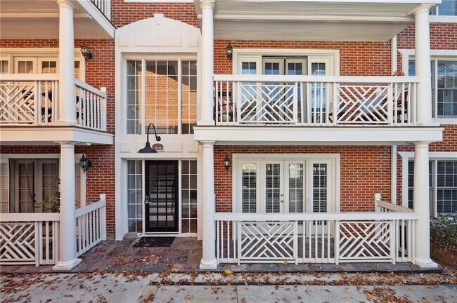 Foto del edificio - 885 Briarcliff Rd NE