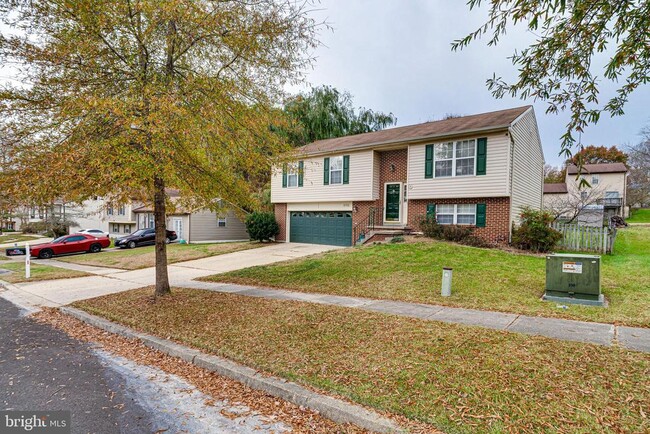 Building Photo - 9701 Grandhaven Ave