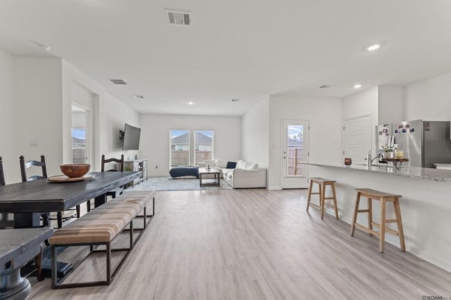 Foto del edificio - 12780 Sweetleaf Ave