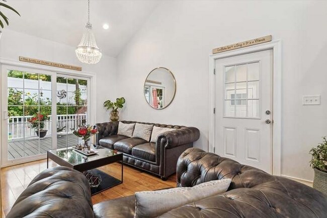 Foto del edificio - 14 Liberty Ave