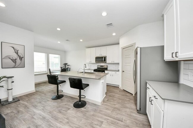 Building Photo - 7706 Caspian Rnch Dr