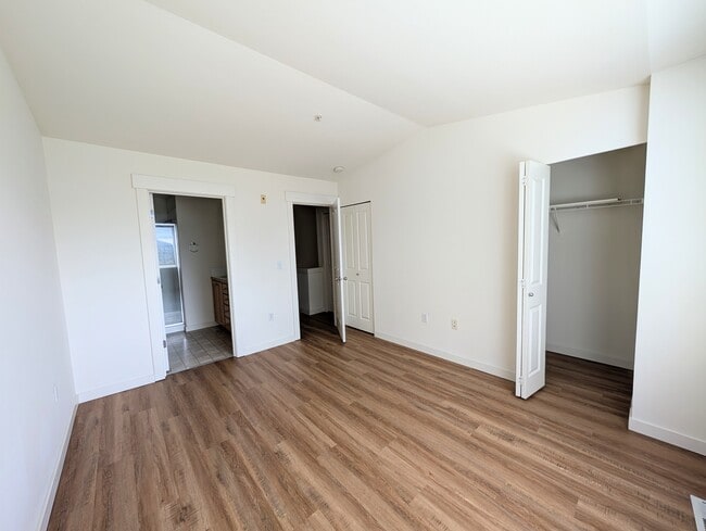 Foto del edificio - 23120 SE Black Nugget Rd