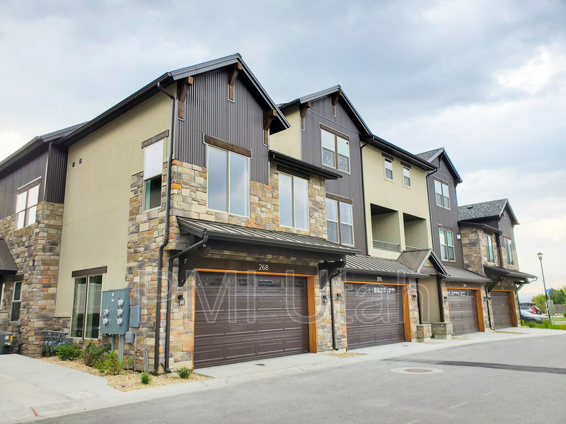 Foto principal - 268 E Sandy Sage Way