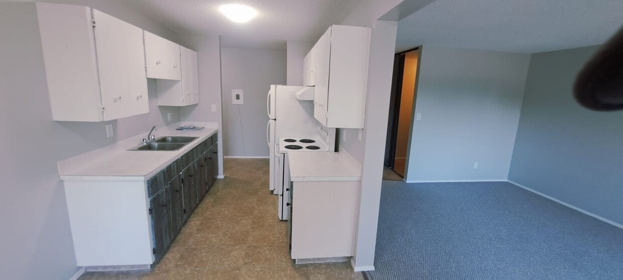 Primary Photo - 4507-344 44 Ave