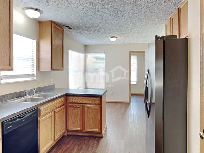 Building Photo - 3156 Hogan Way