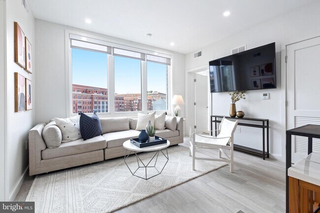 Foto del edificio - 3709 New Hampshire Ave NW