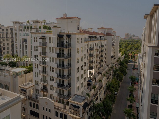 Foto del edificio - 4100 Salzedo St