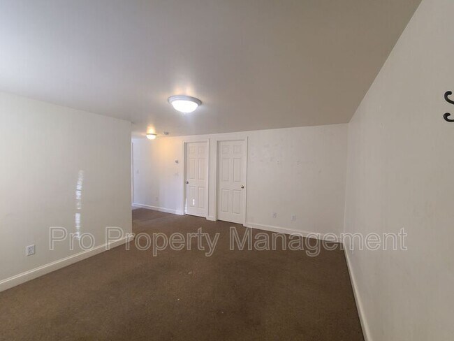 Foto del edificio - 133 Railroad St