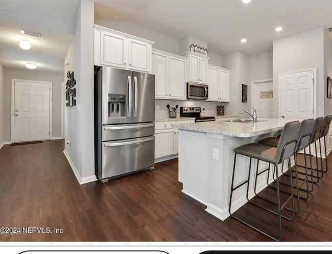 Foto del edificio - 7256 Preston Pines Trl