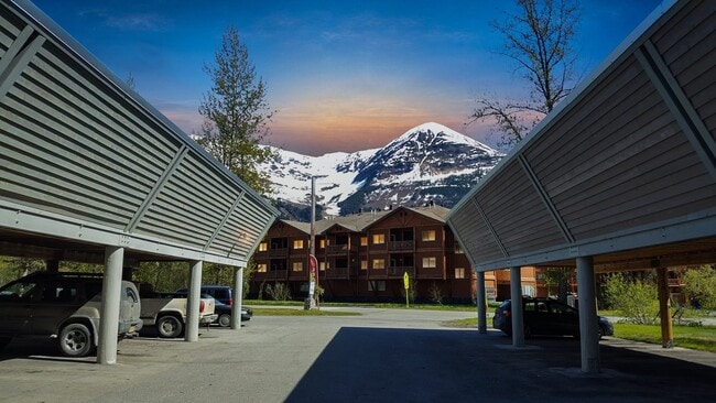 Foto del edificio - 353 Hightower Rd